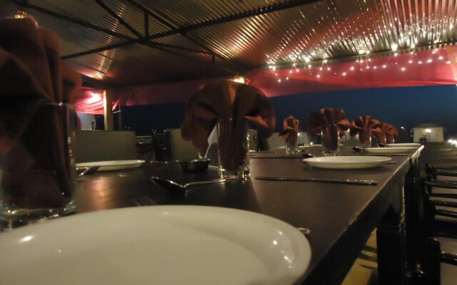 Seven Palms Luxury Camp