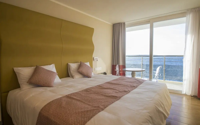 Seaview Hotel