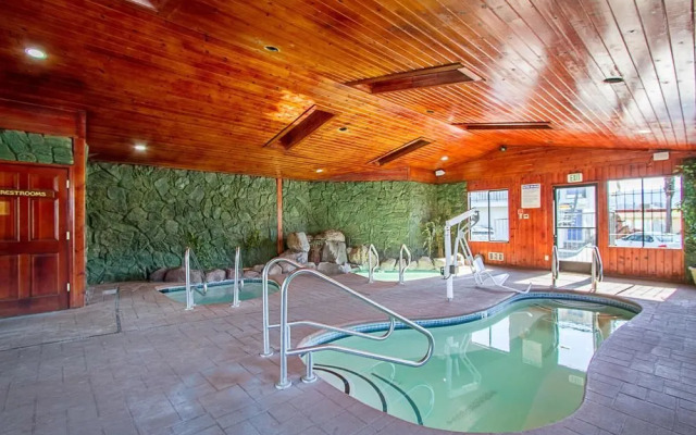 Discovery Inn Ukiah