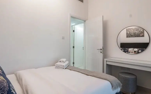 KOHH – 2BR in Marina Wharf