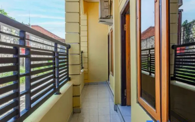 SN Guest House near Trans Studio Mall