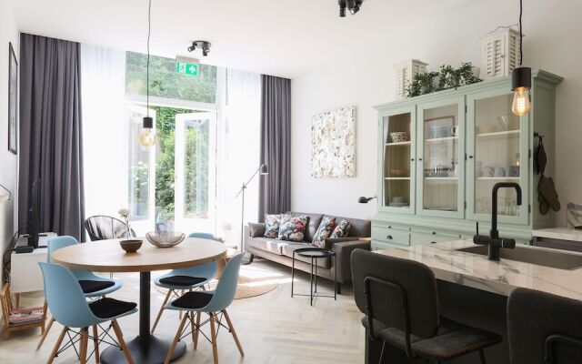 Chic Holiday Home in Scheveningen With Garden