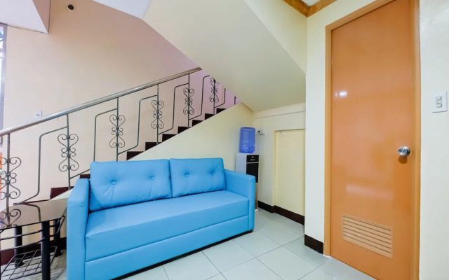 OYO 836 E & H Residences