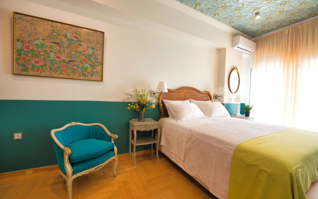 Rastoni Athens Suites nearAcropolis at Tsatsou Street