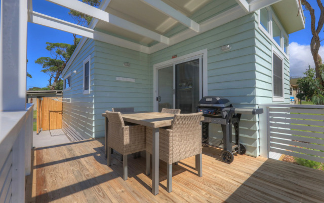 Surfside Cudmirrah Beach