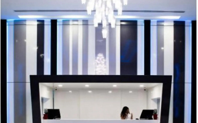 Crystal Suites Suvarnabhumi Airport