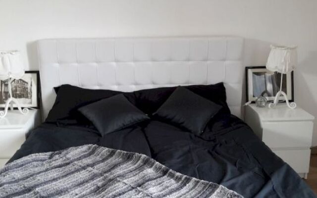 West Booking House SRLS - WBH Porta Romana Apartment