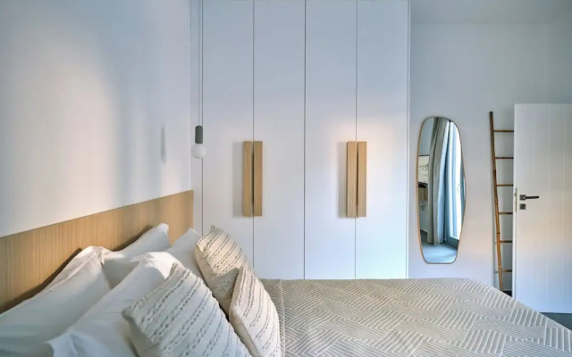 Parousia Luxury Apartments