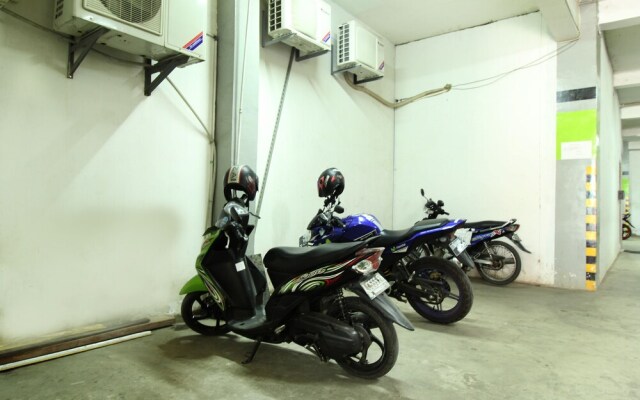 Airy Pelabuhan Makassar Lembeh 68 Makassar