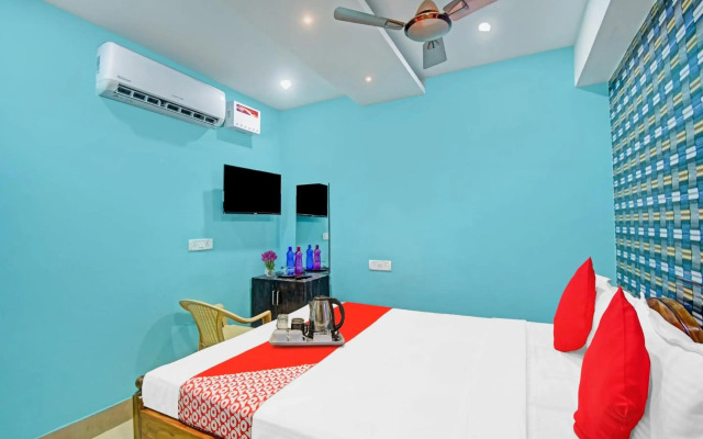 OYO 93214 Lewis Paradise