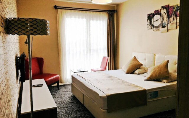 Arikan Suites