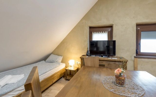 Pannonian Studio Mansarde For 2