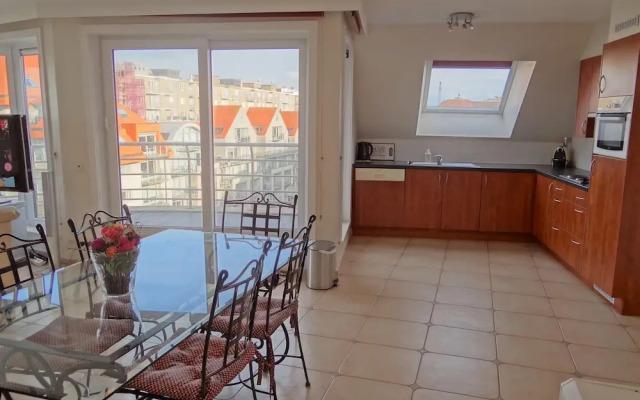 Apartment Nieuwpoort With Stunning Sea Views