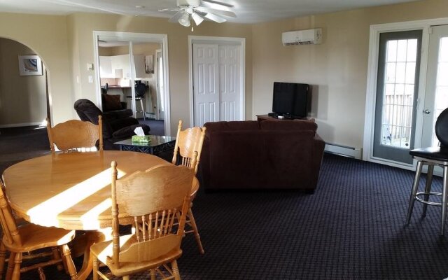 Middleton Motel & Suites