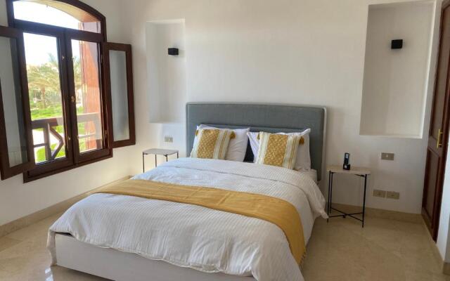 Sabina 2br penthouse