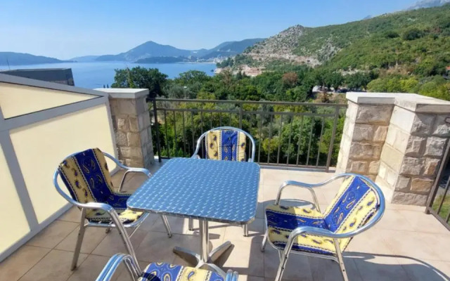 Vala Apartments