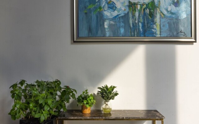 City House Apartment - Sunshine Residence