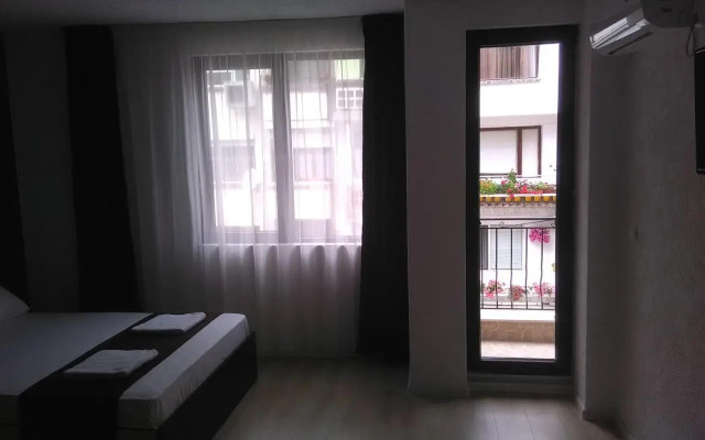 Apartments Hristovi