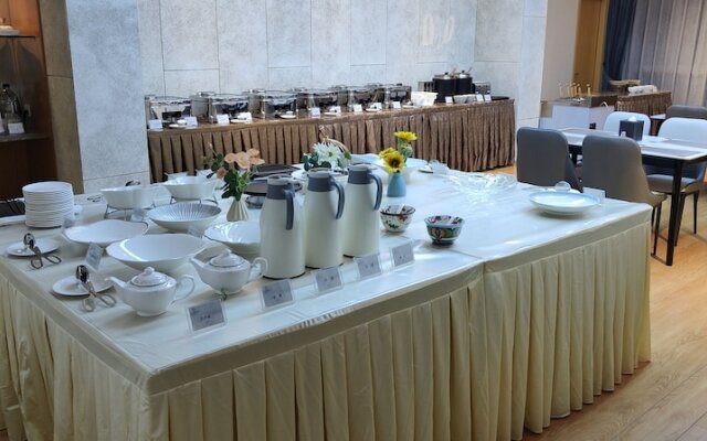 QINxin YAyue Hotel