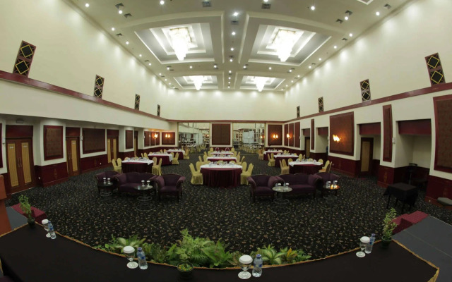 Oasis Amir Hotel
