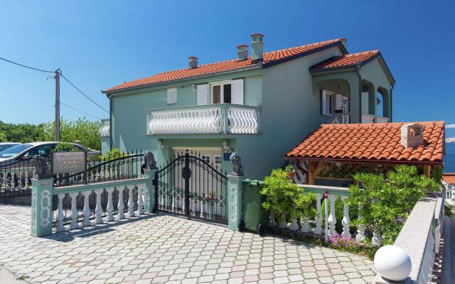 Apartment in Senj Lika-karlovac With Private Pool