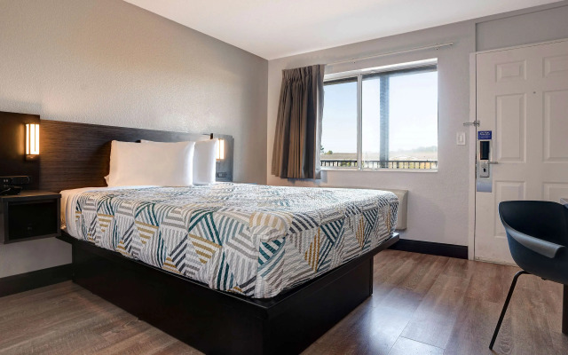 Motel 6 Arcata, CA - Cal Poly Humboldt