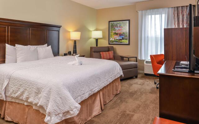 Hampton Inn & Suites Charlotte-Arrowood Rd.