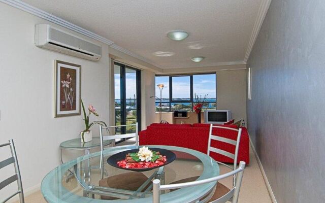 Aqualine Apartments
