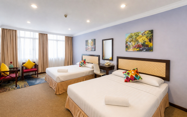 Desa Queenspark Hotel