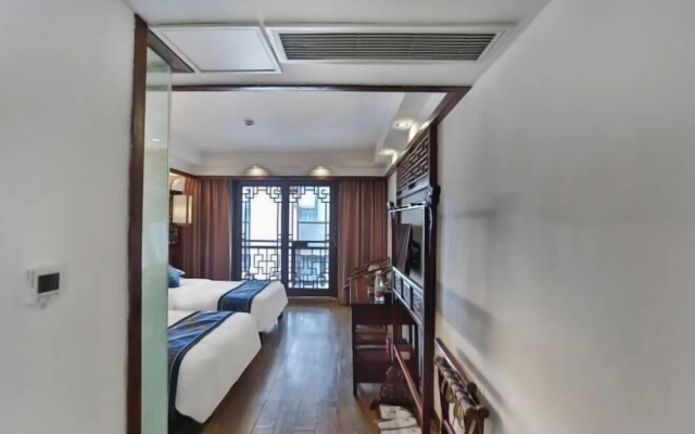 Silk & Stream Boutique Hotel (Near the East Gate of Zhangjiajie National Forest Park) – Guest Rooms – Zhangjiajie