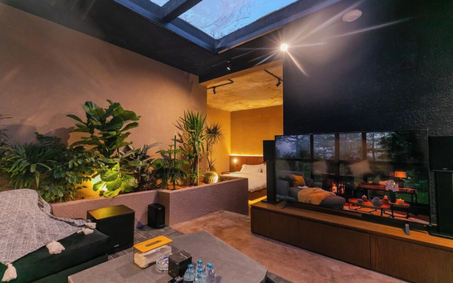 Portal Chalets With Private Pool-Al Arid