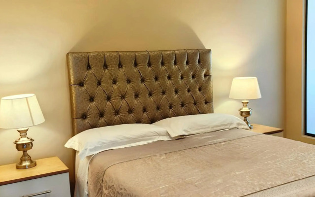 The Franklin Loft Apartments