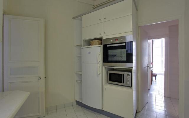 Short Stay Apartment Saint-Honore