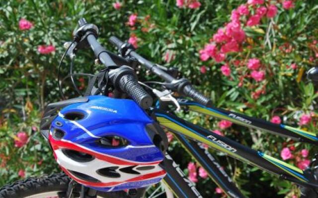 Private Villa BIANCO for 1-10 person with pool, enjoy holidays by the sea! FREE Kajak & Mountainbikes, GREAT living area & privacy, FREE mooring to 6,5 m BOAT!!