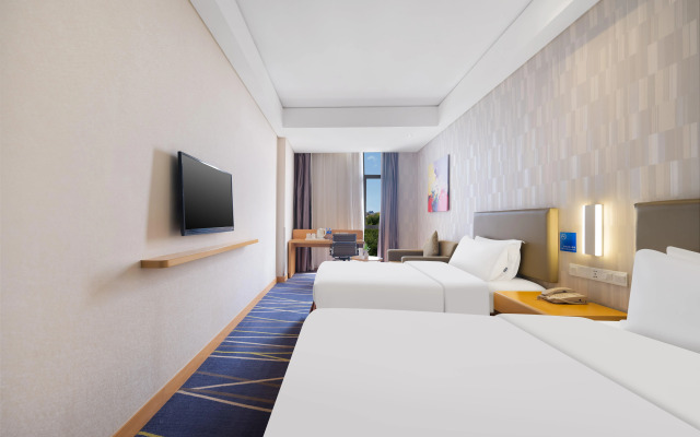 Holiday Inn Express Zhengzhou Airport