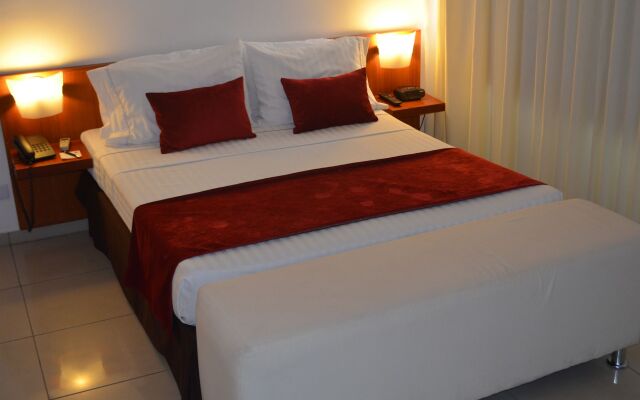 Basic Hotel Centenario by Hoteles MS