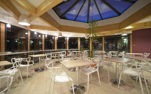 Hôtel Le Bois Dormant