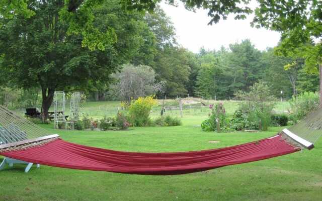 Maple House Bed & Breakfast