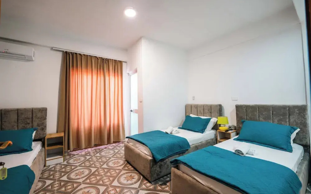 Lion Hotel