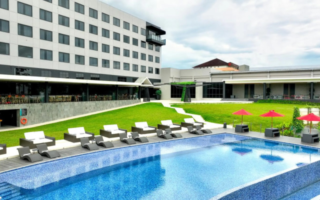 Aston Serang Hotel & Convention Center