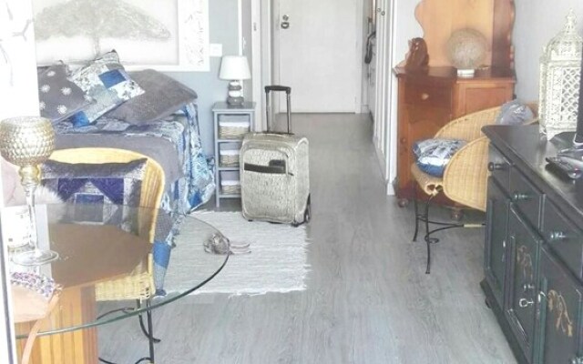 Studio in Sevilla, With Wonderful City View, Terrace and Wifi