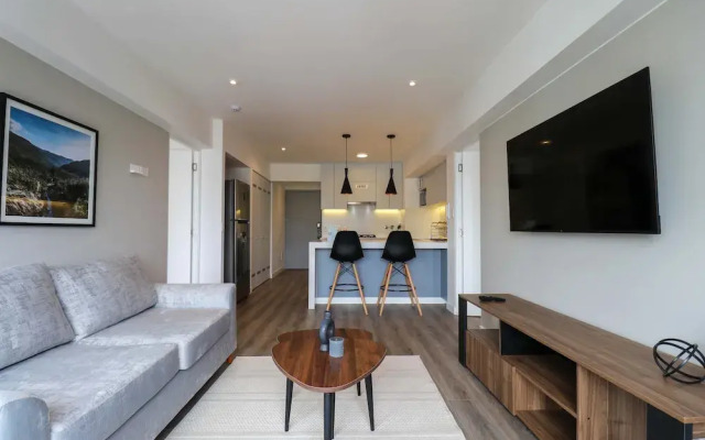 w Fabulous 2BR w Balcony in Miraflores