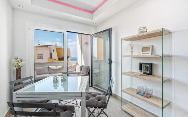 Cabopino Marina Apartment by Rafleys