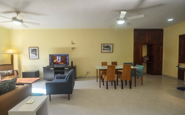 Playa Kaan 20 by Vimex