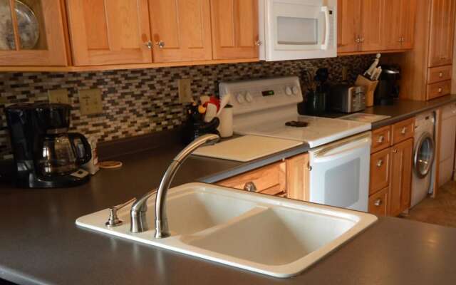 2 Br Powderidge 33