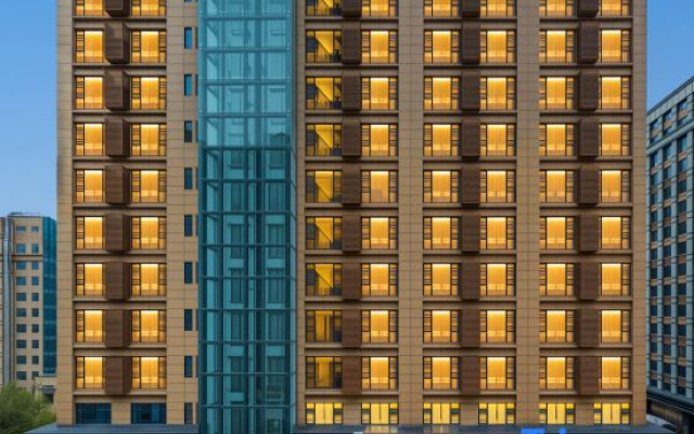 Yunshang Rezen Hotel (Guiyang Huaxi District Government Mingzhu Avenue Metro Station Branch) – Exterior – Guiyang