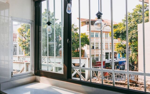 Ha Noi Unique Railway Homestay