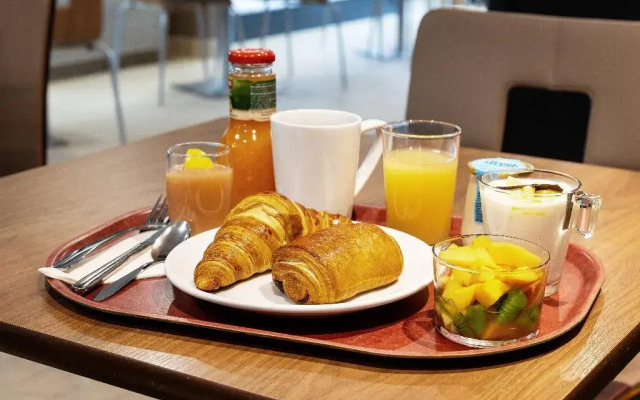 Campanile Bethune Fouquieres