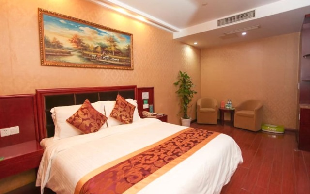 GreenTree Inn Shanghai Songjiang Dongjing Tongle Road Happy Valley Bus