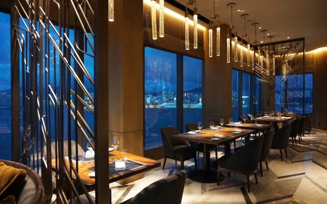 Hyatt Centric Victoria Harbour Hong Kong